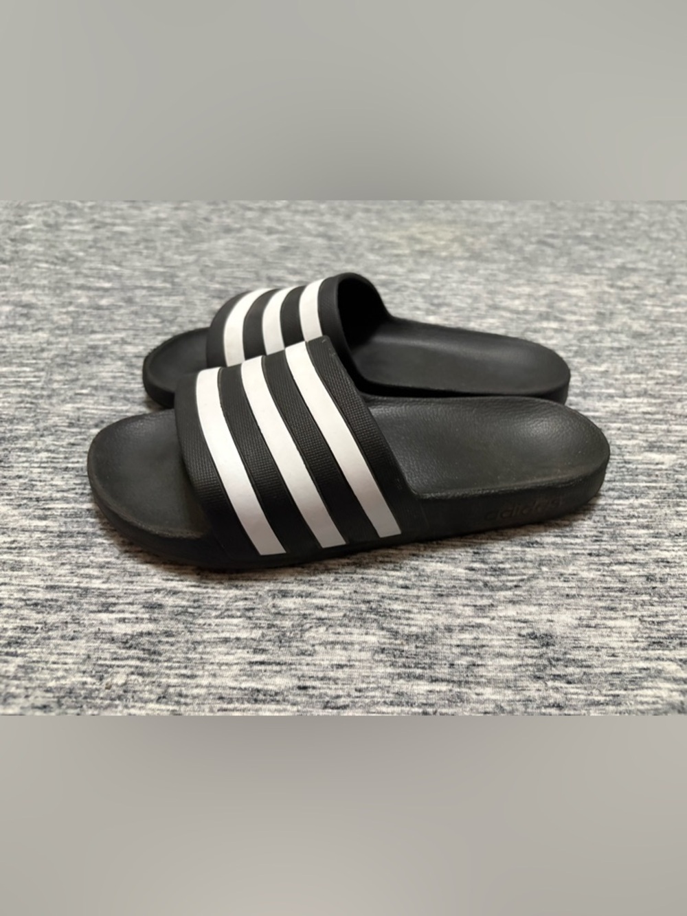 Adidas Slides Sandals Mens 7/Women’s 8.5 - Picture 2 of 5